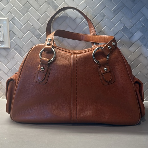 Vintage Banana Republic Leather satchel purse - Picture 2 of 14